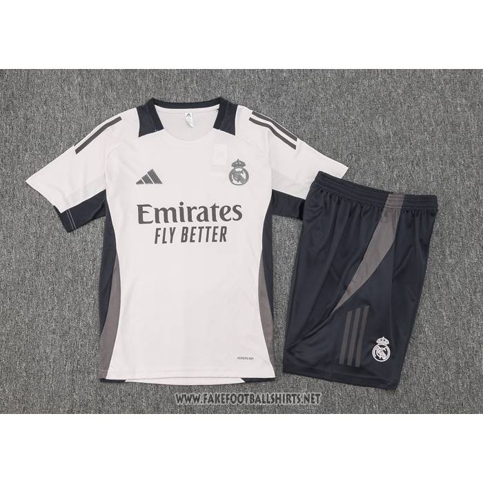 Tracksuit
 Real Madrid Short Sleeve
 2024-2025 Rosa Claro - Shorts
